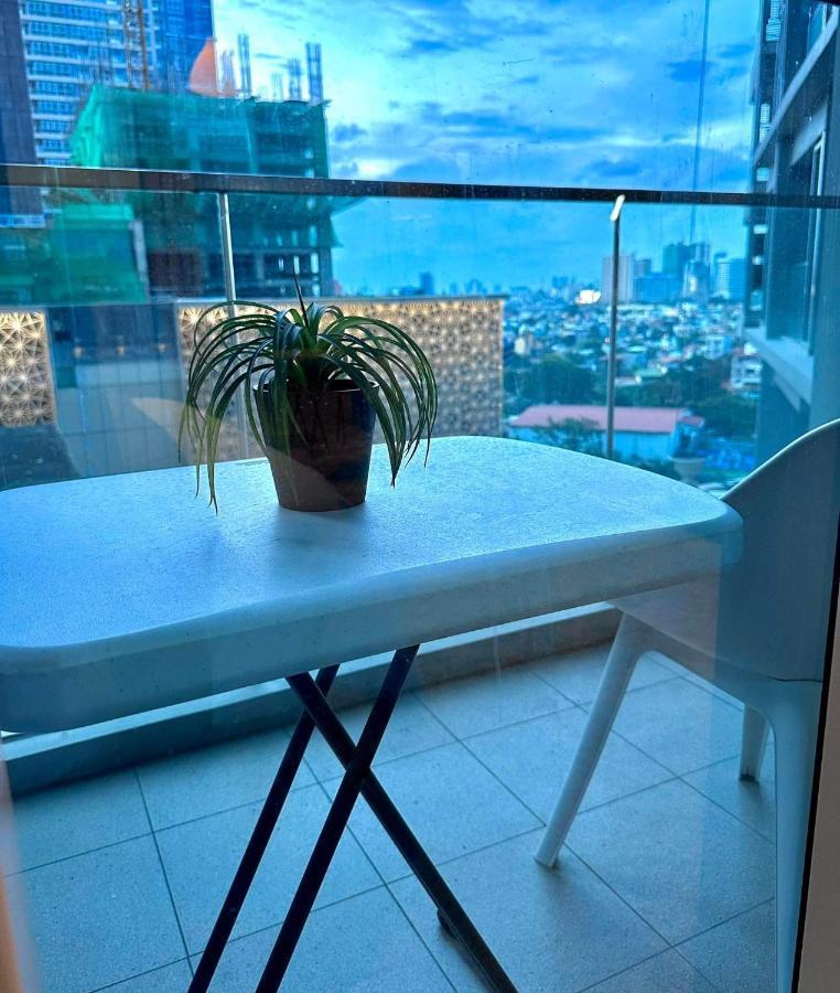 Uptown Parksuites Тагиг Экстерьер фото